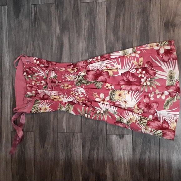 Halter Dress - Picture 2 of 2